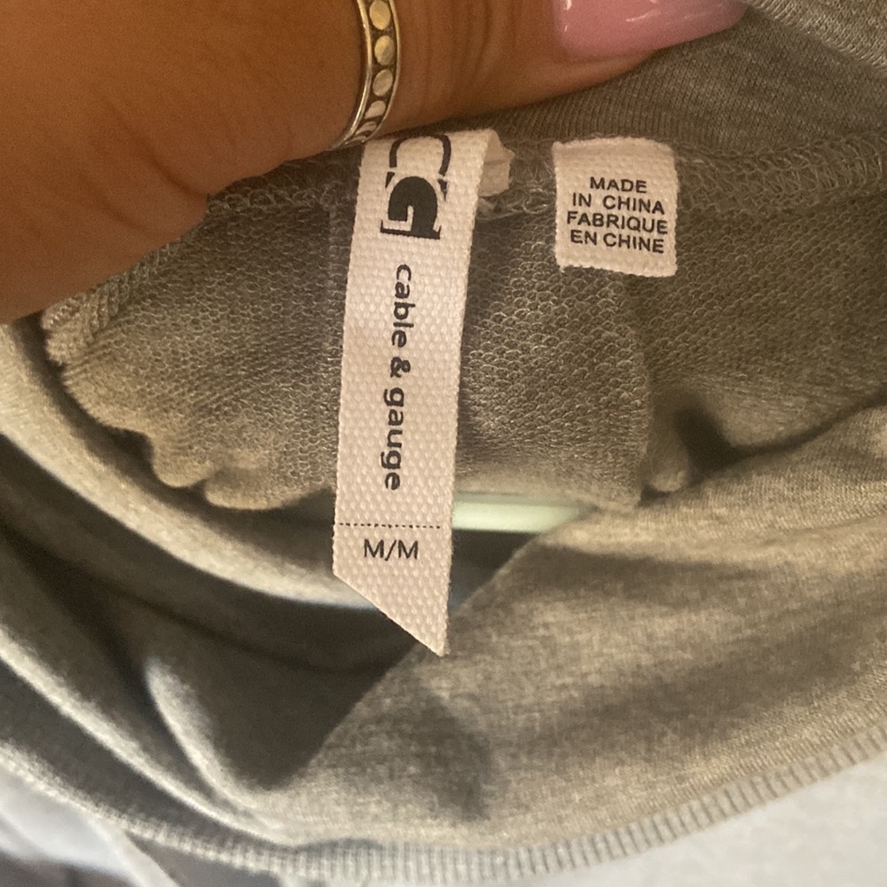 Grey pullover - Picture 2 of 3